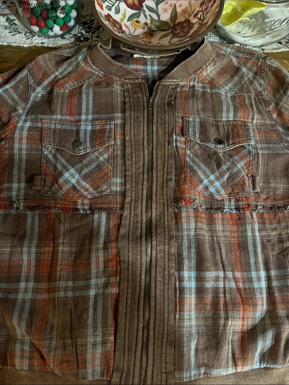 Oli & Hali Rust and Cream Plaid Jacket Size Medium - Picture 7 of 10